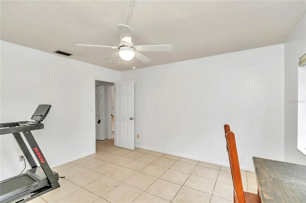 Active With Contract: $315,000 (2 beds, 2 baths, 1700 Square Feet)
