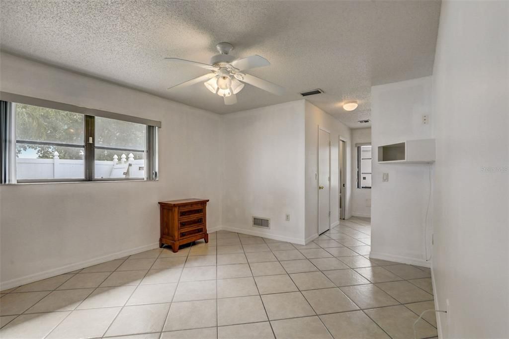 Recently Sold: $279,000 (2 beds, 2 baths, 1530 Square Feet)