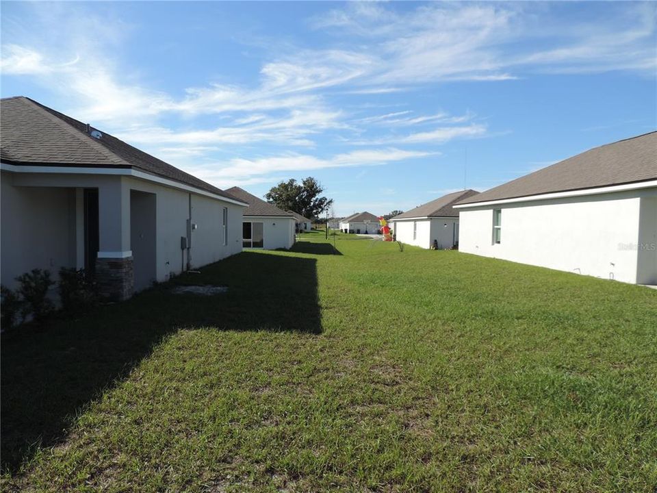 Active With Contract: $269,900 (3 beds, 2 baths, 1350 Square Feet)