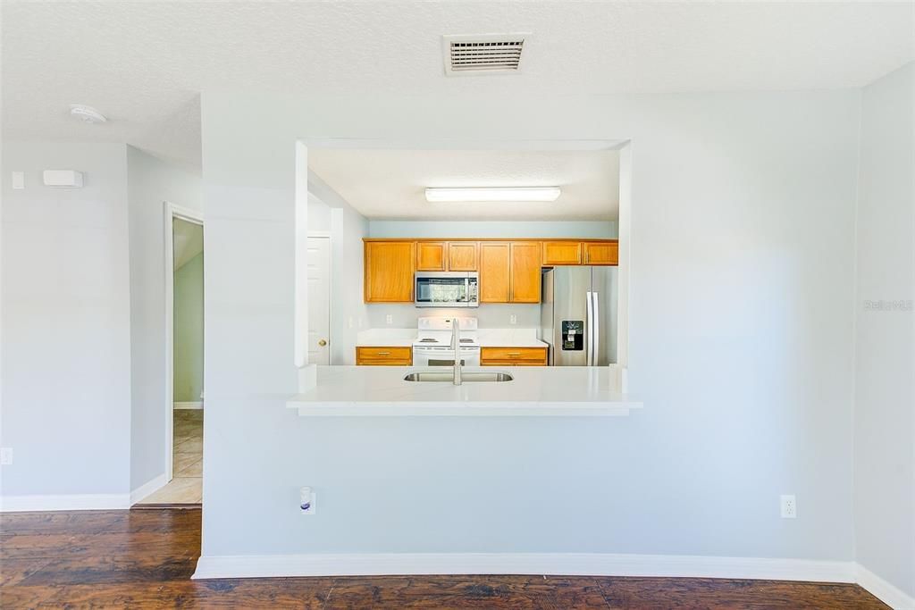 For Sale: $247,900 (3 beds, 2 baths, 1408 Square Feet)