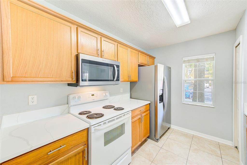 For Sale: $247,900 (3 beds, 2 baths, 1408 Square Feet)
