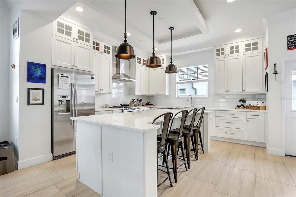 Active With Contract: $995,000 (3 beds, 3 baths, 2432 Square Feet)