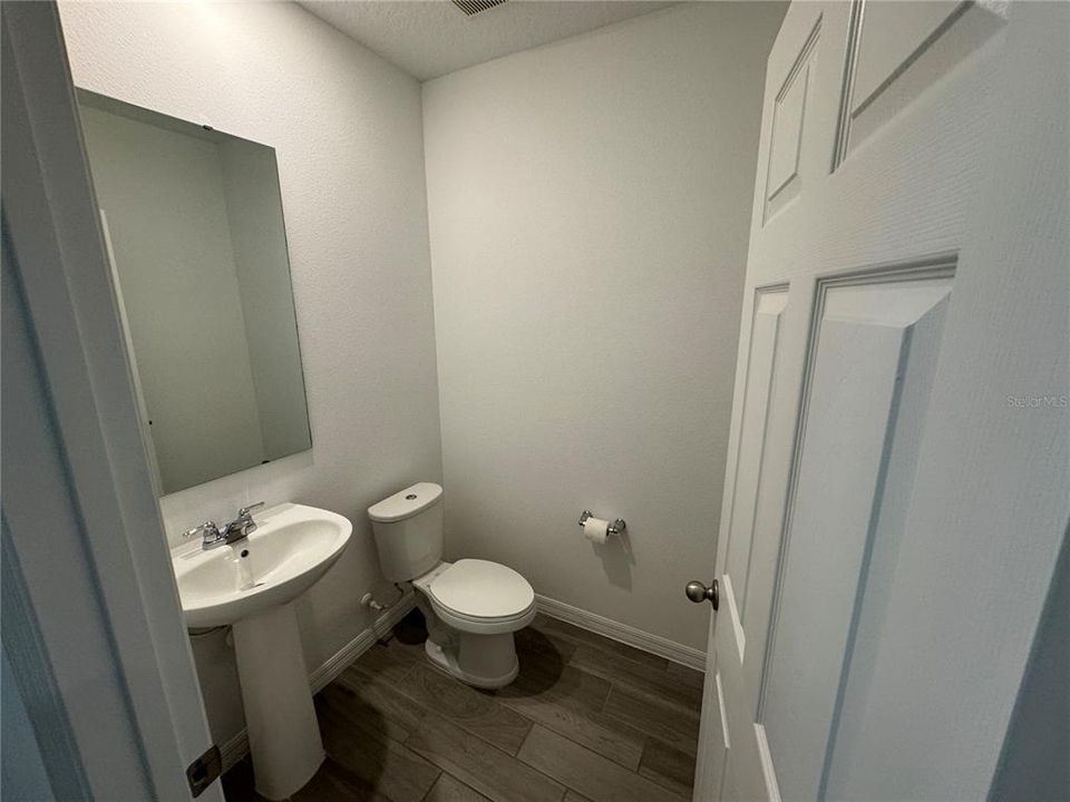 Недавно арендовано: $2,350 (4 спален, 2 ванн, 2170 Квадратных фут)