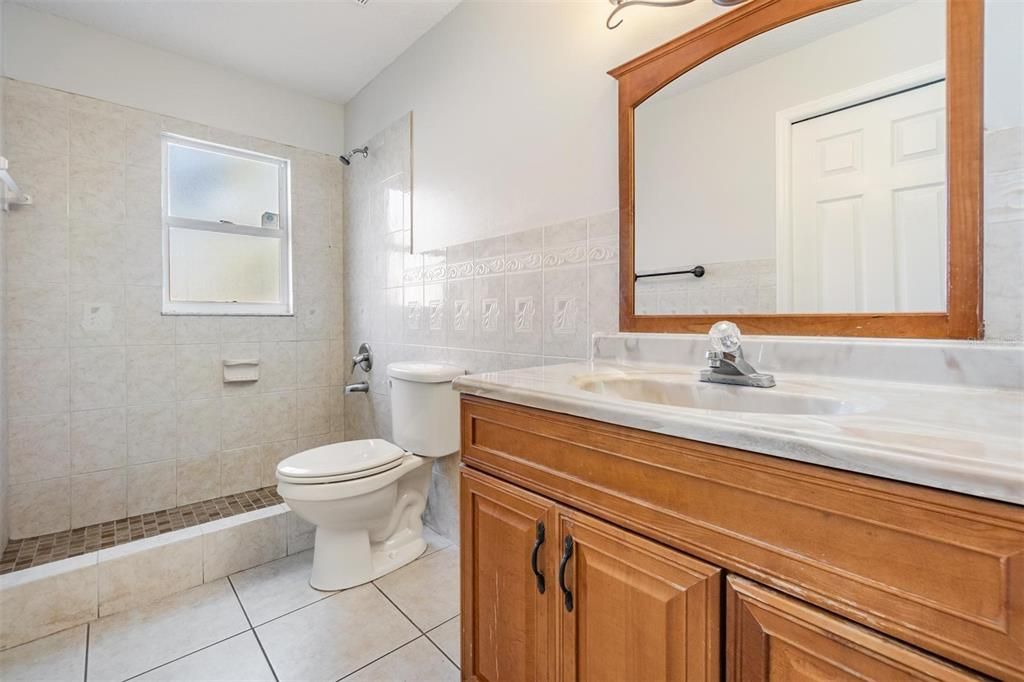 Недавно арендовано: $2,500 (3 спален, 2 ванн, 1430 Квадратных фут)