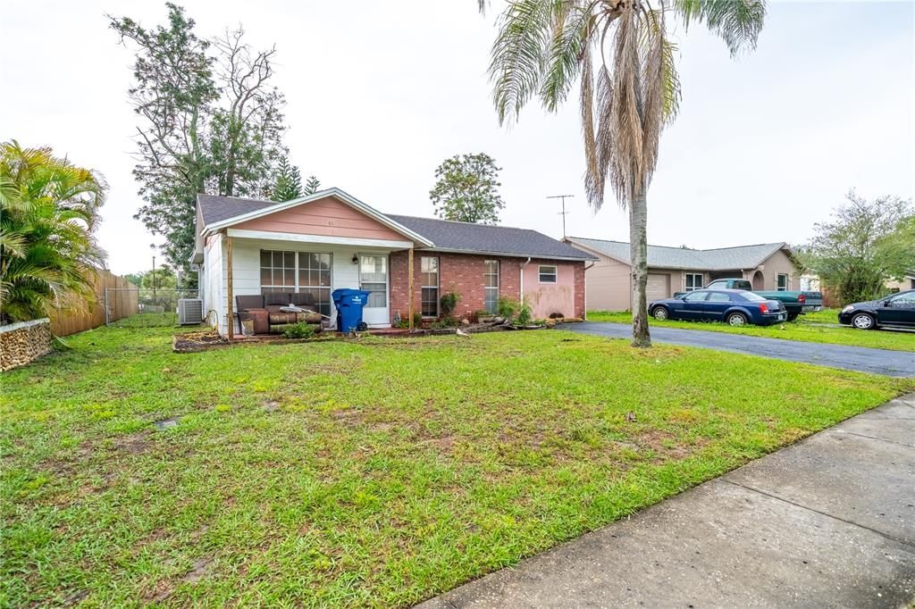 Recently Sold: $187,000 (2 beds, 2 baths, 870 Square Feet)