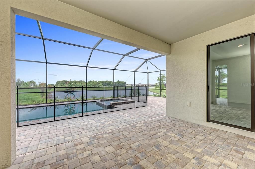Active With Contract: $4,800 (3 beds, 3 baths, 2444 Square Feet)
