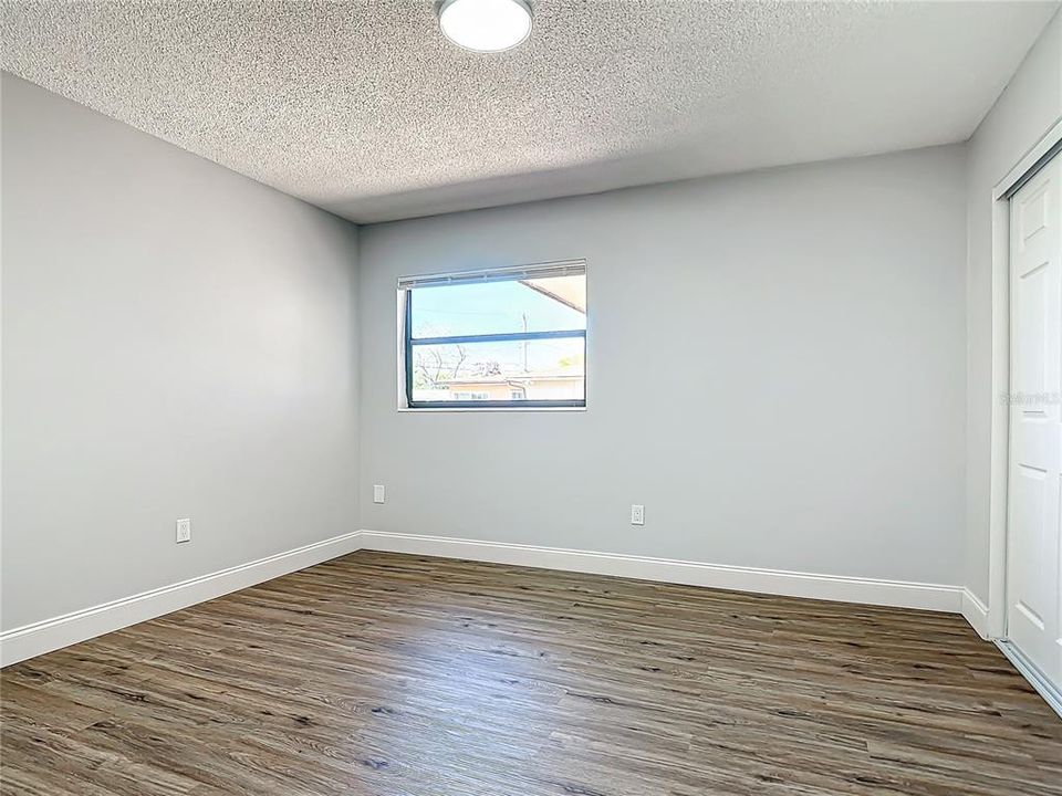 For Sale: $315,000 (4 beds, 2 baths, 1635 Square Feet)