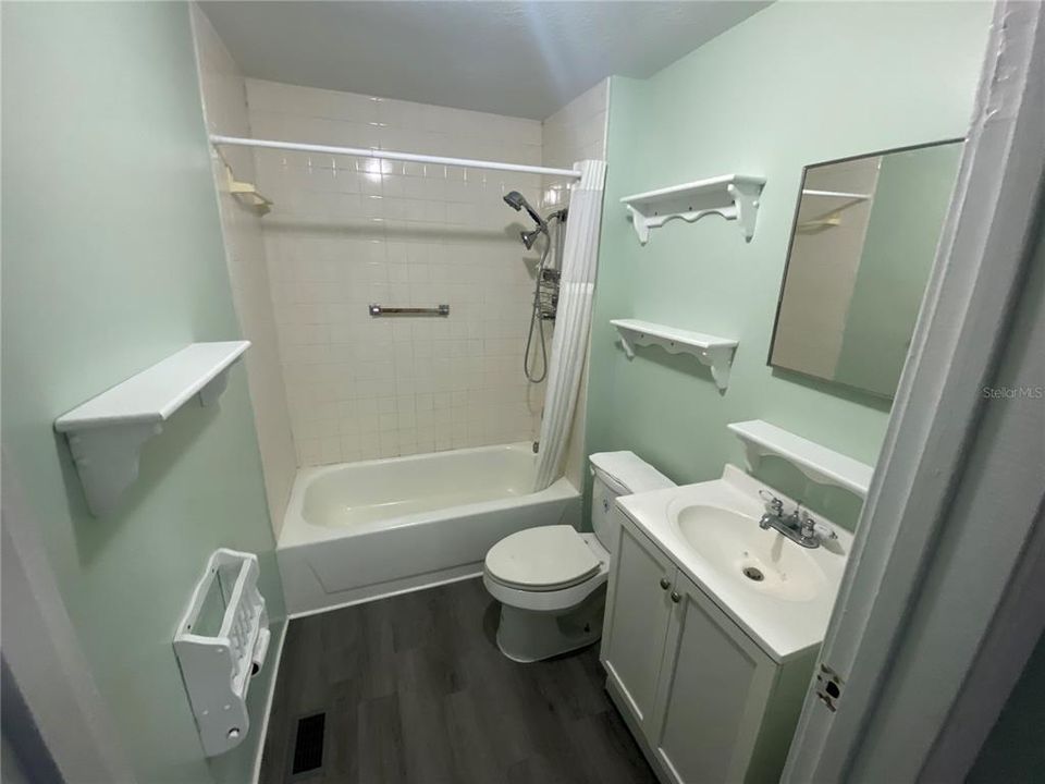 最近租的: $1,325 (2 贝兹, 2 浴室, 770 平方英尺)