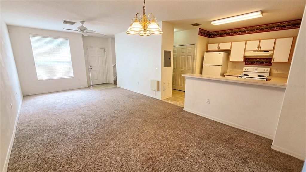 Recently Sold: $217,000 (2 beds, 2 baths, 1231 Square Feet)