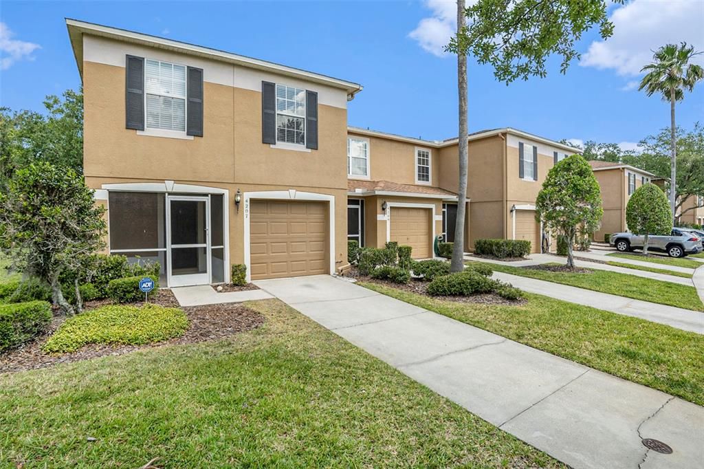 Active With Contract: $304,900 (3 beds, 2 baths, 1880 Square Feet)