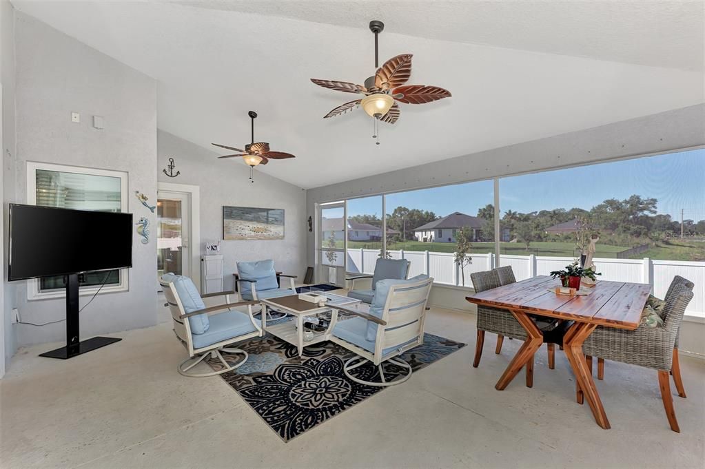 Active With Contract: $469,900 (3 beds, 2 baths, 1874 Square Feet)