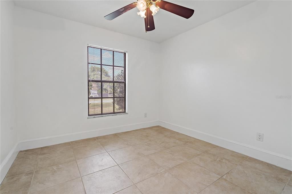 Active With Contract: $275,000 (3 beds, 2 baths, 1180 Square Feet)