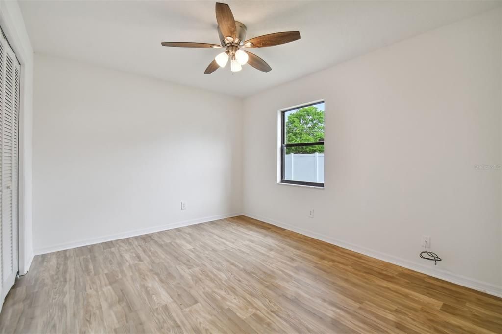 Active With Contract: $325,000 (3 beds, 2 baths, 1264 Square Feet)