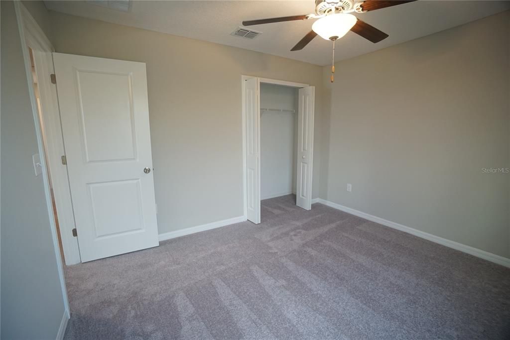 For Rent: $2,300 (5 beds, 2 baths, 2415 Square Feet)
