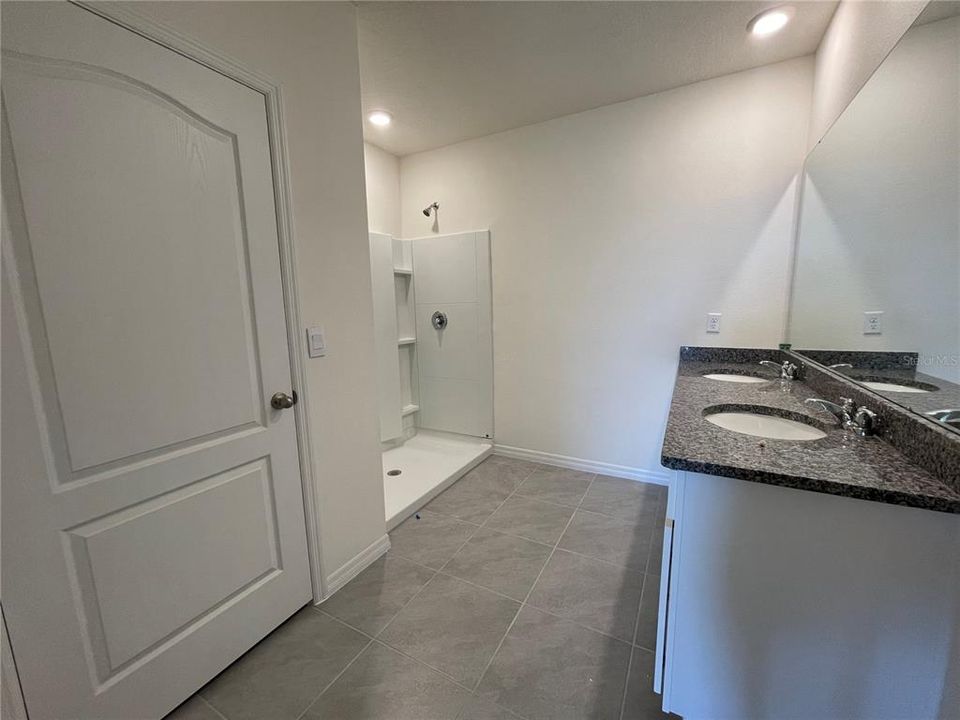 Active With Contract: $2,150 (3 beds, 2 baths, 1725 Square Feet)