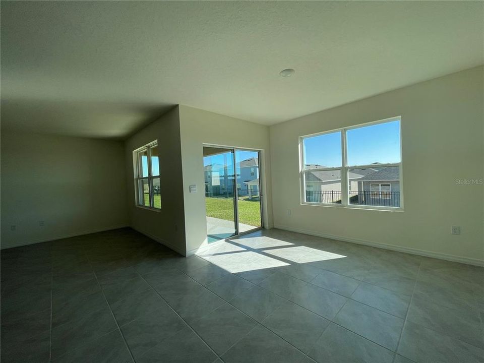 Active With Contract: $2,150 (3 beds, 2 baths, 1725 Square Feet)