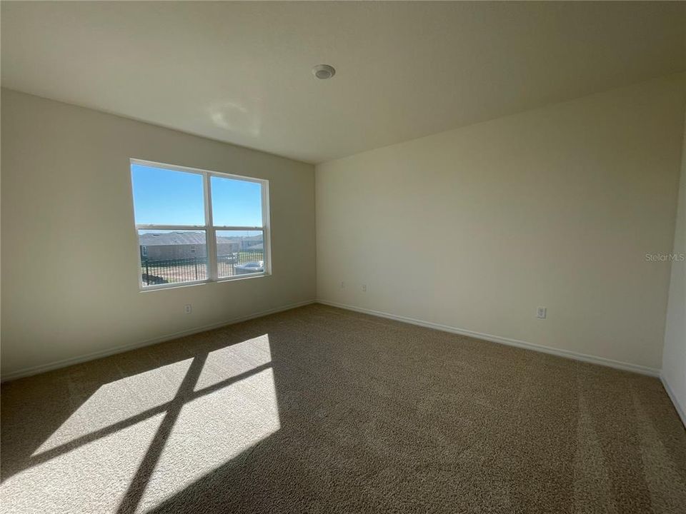 Active With Contract: $2,150 (3 beds, 2 baths, 1725 Square Feet)