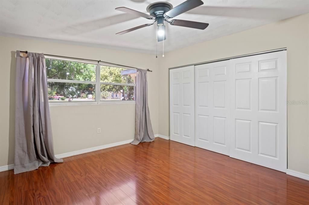 Active With Contract: $315,000 (3 beds, 2 baths, 1344 Square Feet)