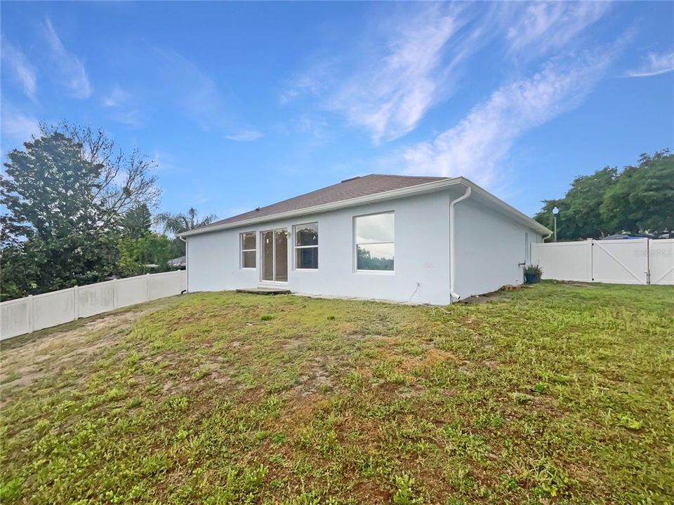 For Sale: $396,000 (4 beds, 2 baths, 2114 Square Feet)
