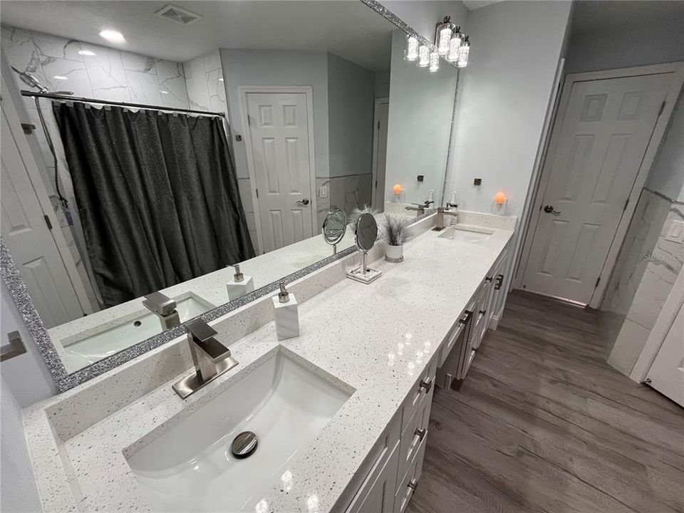 Master Bathroom with 2 sinks