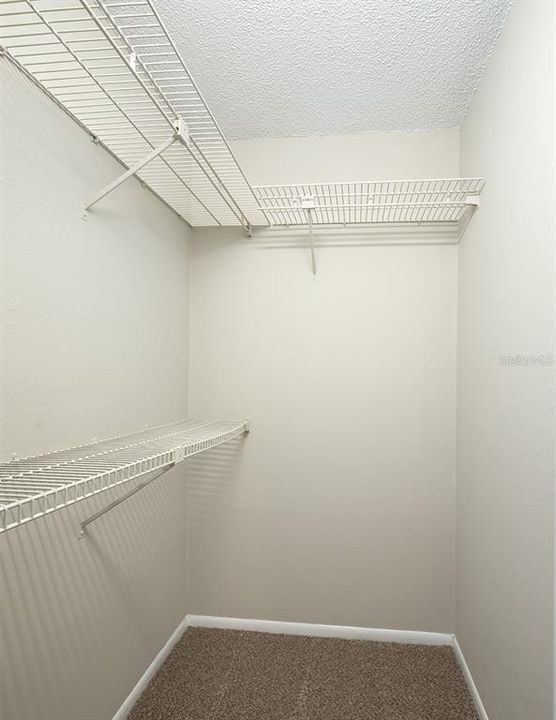 Walk-in Closet Bedroom 2