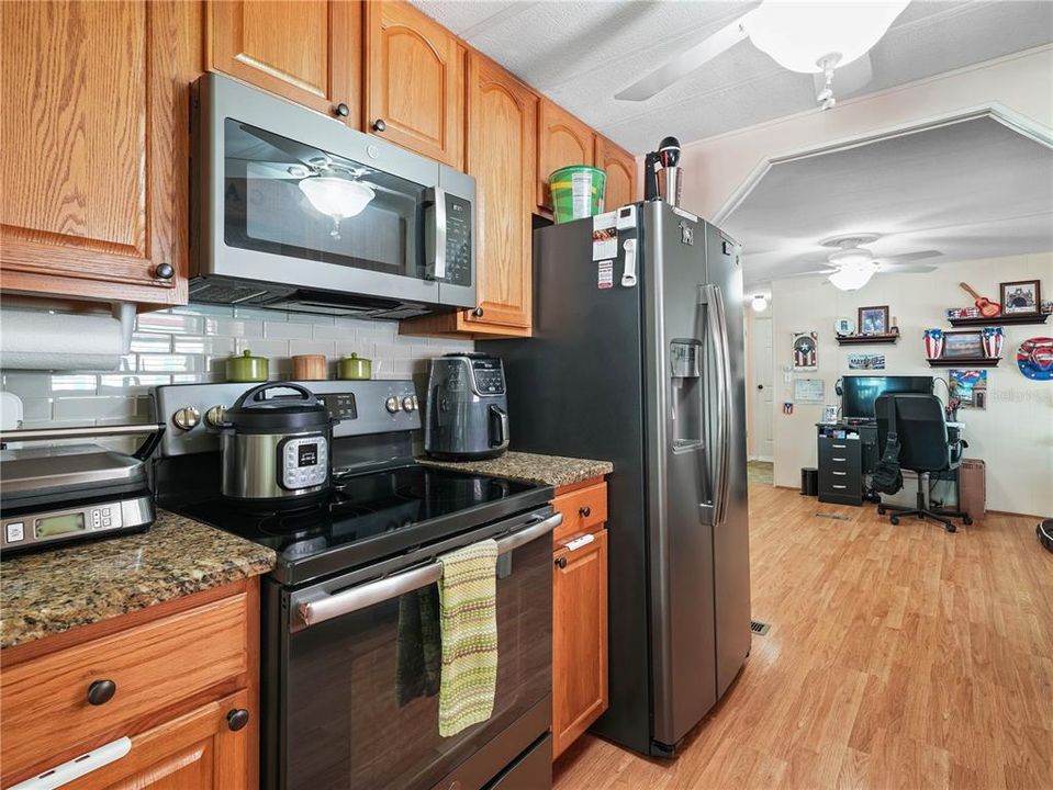 For Sale: $187,000 (2 beds, 2 baths, 1152 Square Feet)