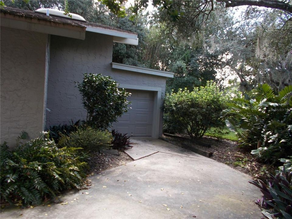 Golf cart garage