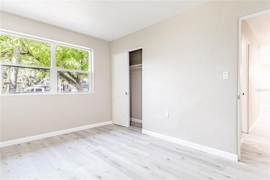 Active With Contract: $275,000 (4 beds, 2 baths, 1352 Square Feet)