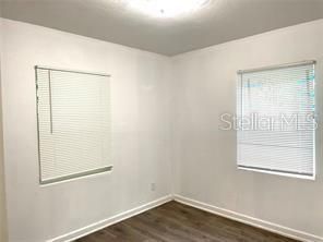 Active With Contract: $180,000 (2 beds, 1 baths, 624 Square Feet)