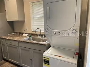 Recently Sold: $180,000 (2 beds, 1 baths, 624 Square Feet)