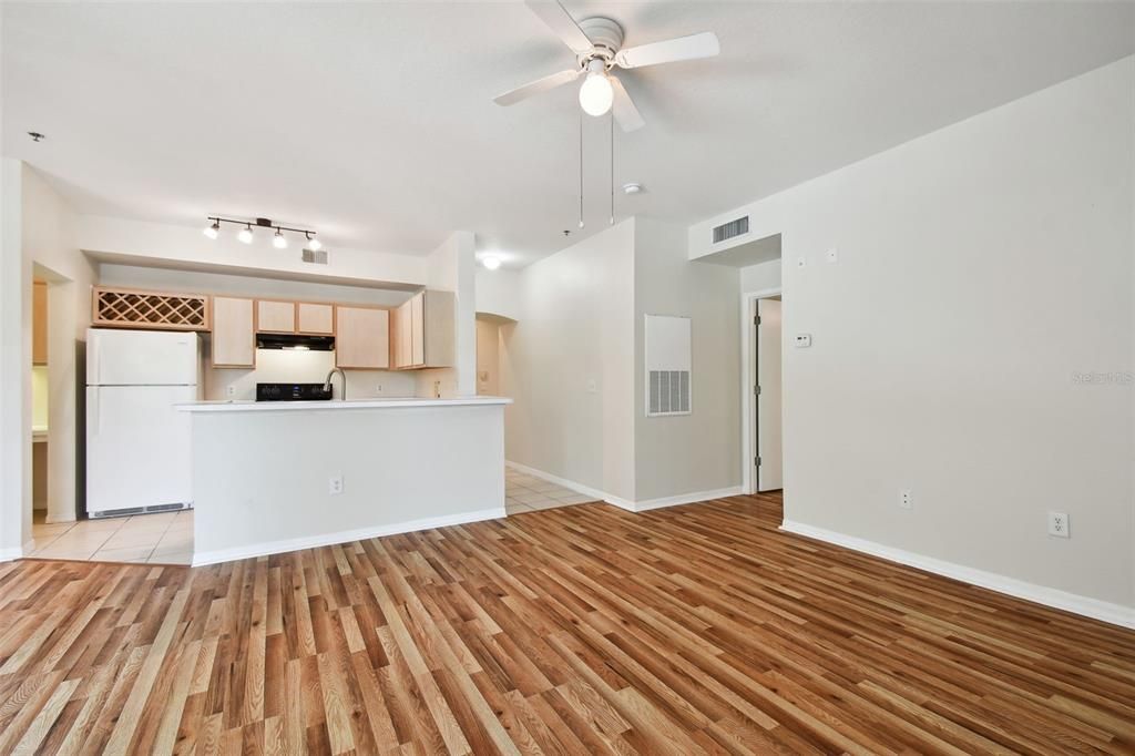 Recently Rented: $1,600 (2 beds, 2 baths, 1113 Square Feet)