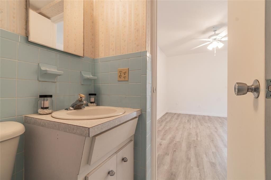 Recently Rented: $1,600 (2 beds, 2 baths, 1100 Square Feet)