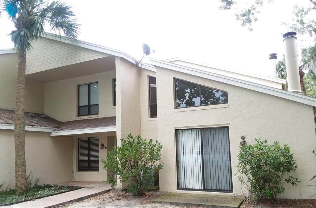 For Rent: $2,250 (3 beds, 2 baths, 1481 Square Feet)