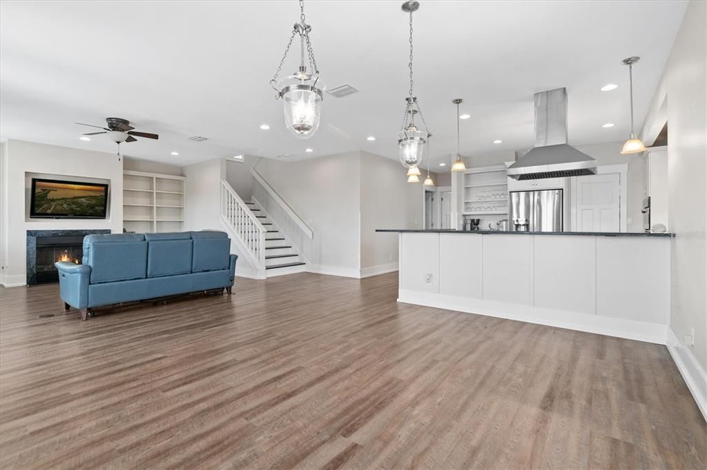 Active With Contract: $1,300,000 (4 beds, 3 baths, 2348 Square Feet)
