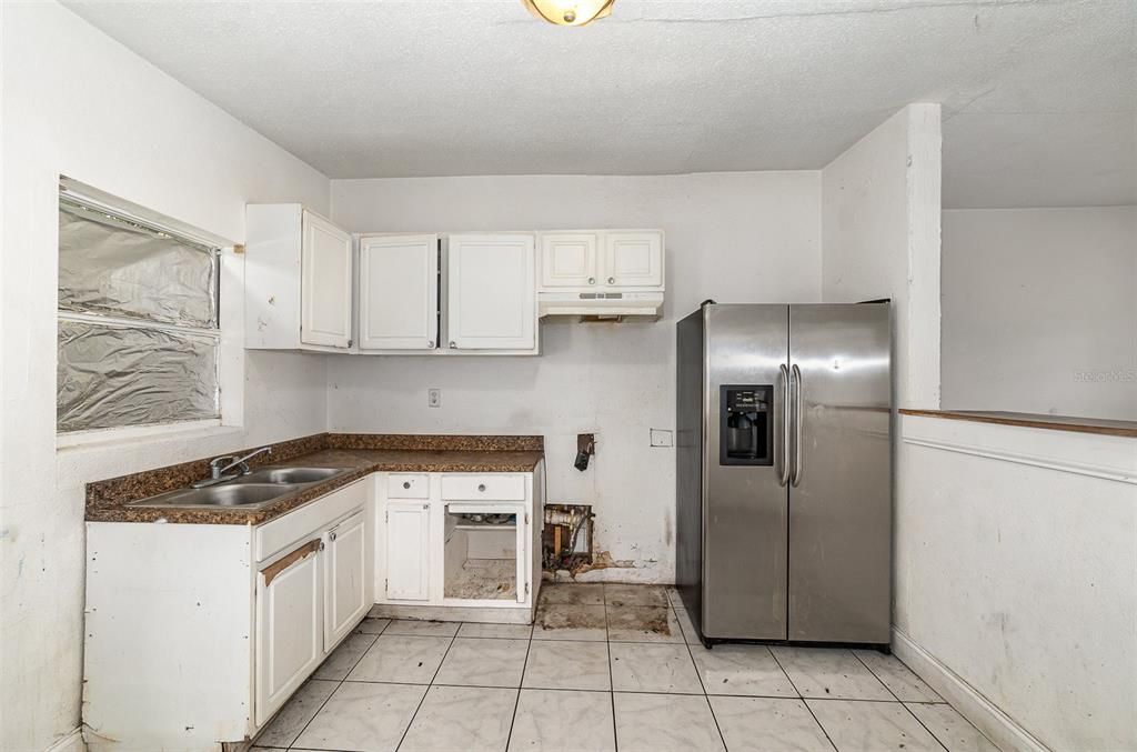 Recently Sold: $210,000 (3 beds, 1 baths, 1017 Square Feet)