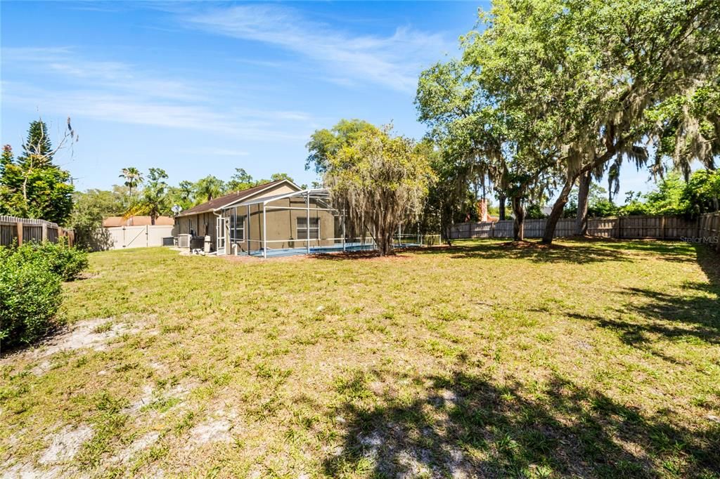 Recently Sold: $324,000 (3 beds, 2 baths, 1744 Square Feet)