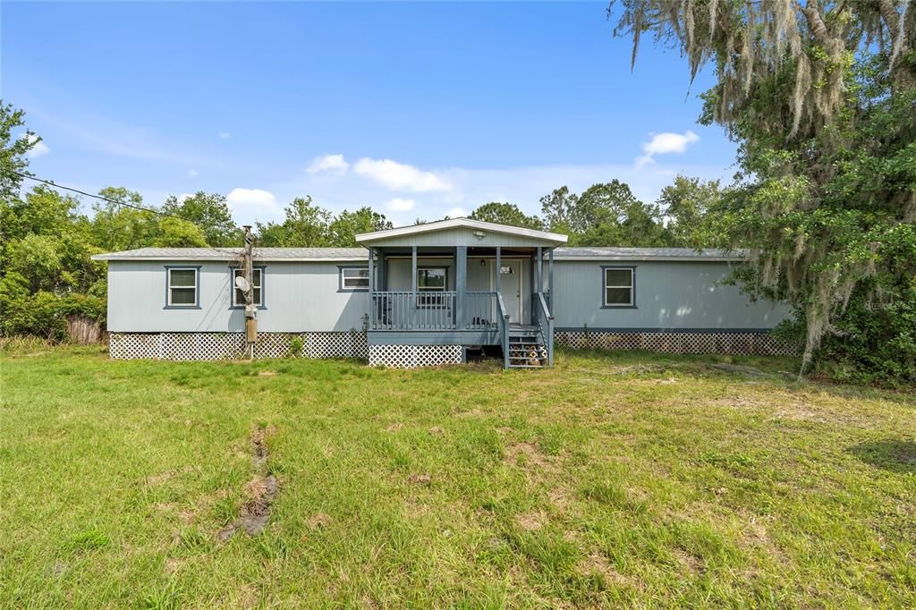 For Sale: $245,000 (3 beds, 2 baths, 1064 Square Feet)