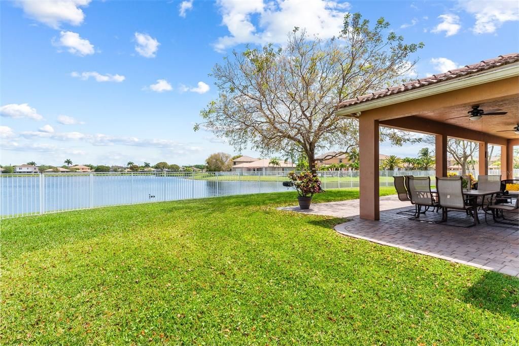 Recently Sold: $1,279,500 (5 beds, 3 baths, 2955 Square Feet)
