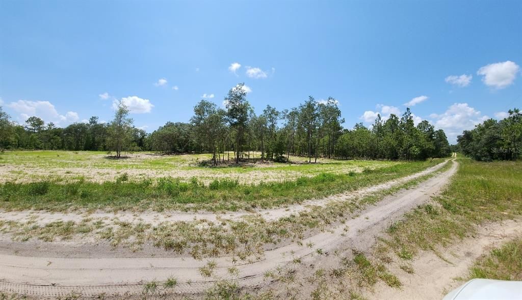 En Venta: $119,000 (1.69 acres)