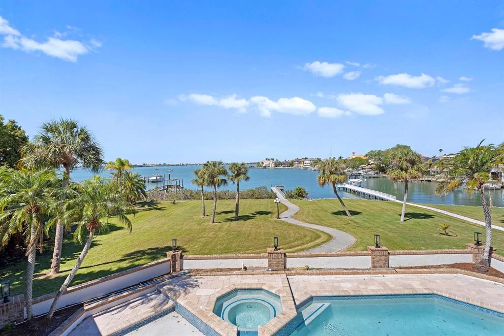 For Sale: $4,980,000 (4 beds, 3 baths, 3683 Square Feet)
