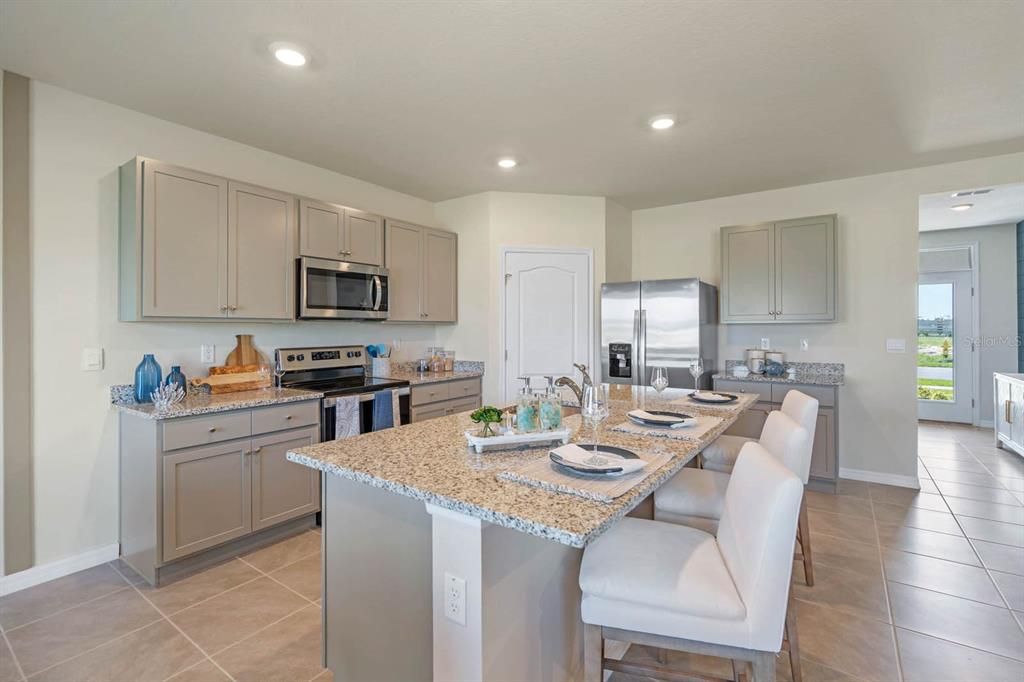 Active With Contract: $383,990 (5 beds, 3 baths, 2601 Square Feet)