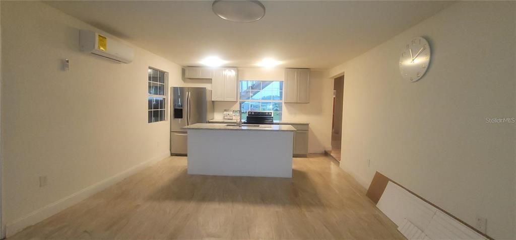 For Rent: $1,750 (2 beds, 1 baths, 1686 Square Feet)