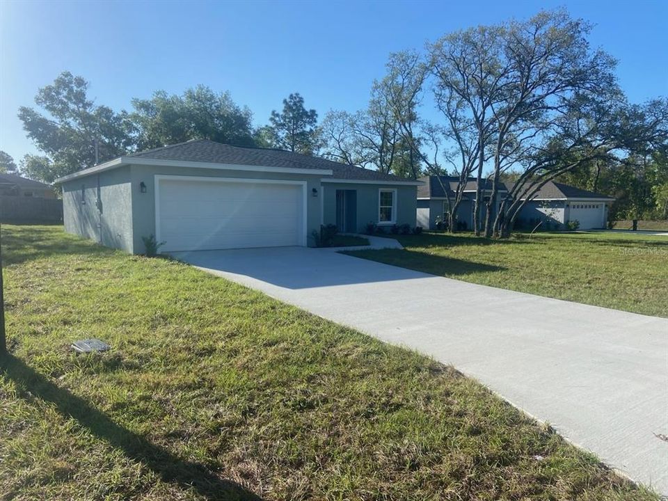 Recently Sold: $249,900 (3 beds, 2 baths, 1405 Square Feet)