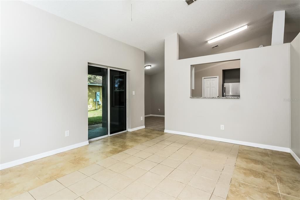 For Sale: $339,000 (3 beds, 2 baths, 1262 Square Feet)