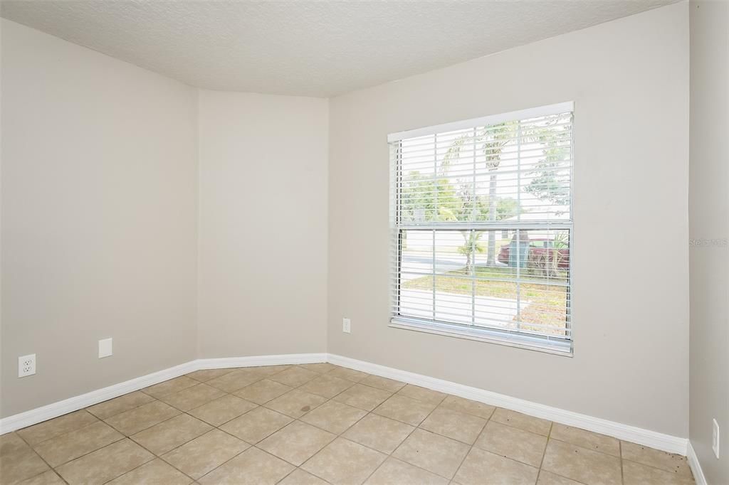 For Sale: $339,000 (3 beds, 2 baths, 1262 Square Feet)