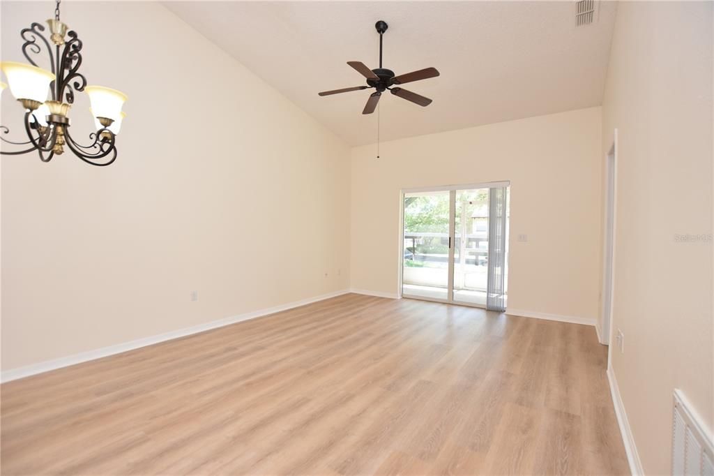 For Rent: $1,500 (2 beds, 2 baths, 1019 Square Feet)