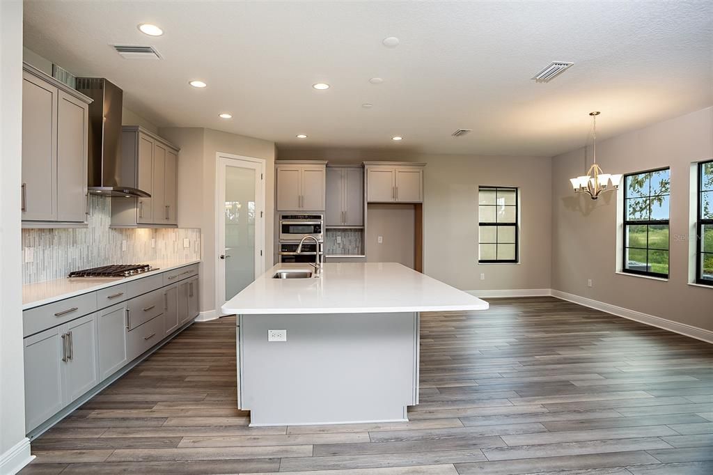 For Sale: $527,442 (4 beds, 2 baths, 2731 Square Feet)