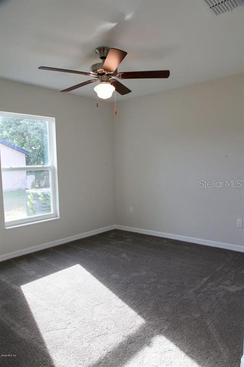 For Rent: $2,100 (3 beds, 2 baths, 1752 Square Feet)