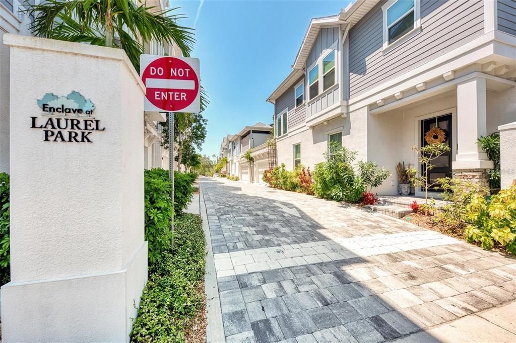 Recently Sold: $1,350,000 (3 beds, 3 baths, 2263 Square Feet)