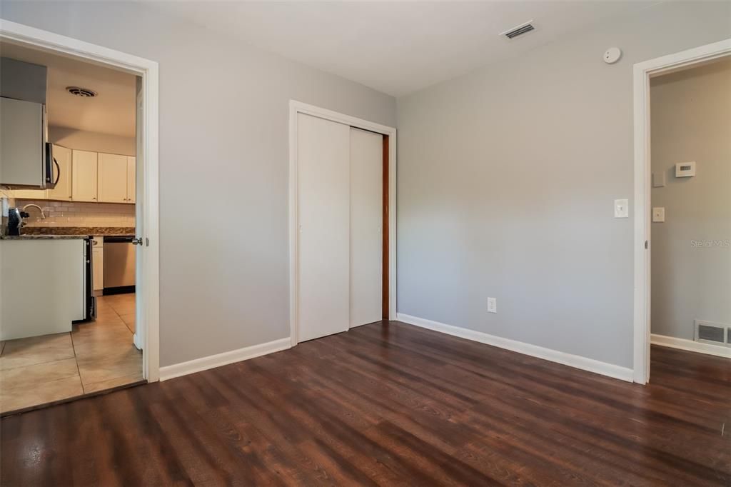 Active With Contract: $385,000 (4 beds, 2 baths, 1464 Square Feet)